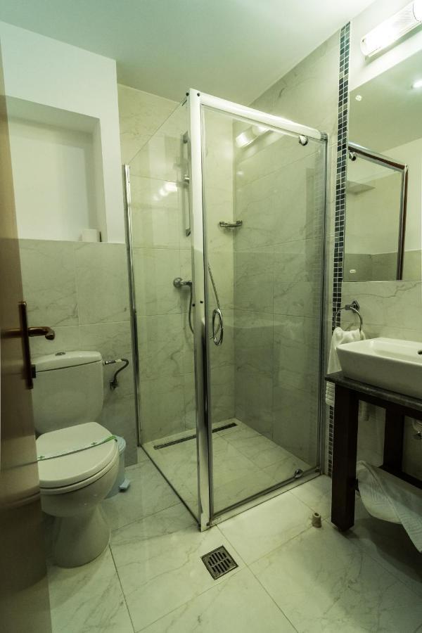 Hotel Royal Urziceni Extérieur photo